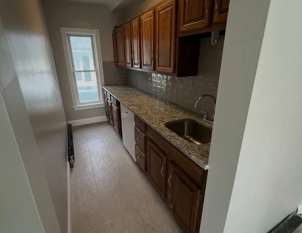 Galley Kitchen and Apartment Refresh in Gulfport, photo 6 of 17
